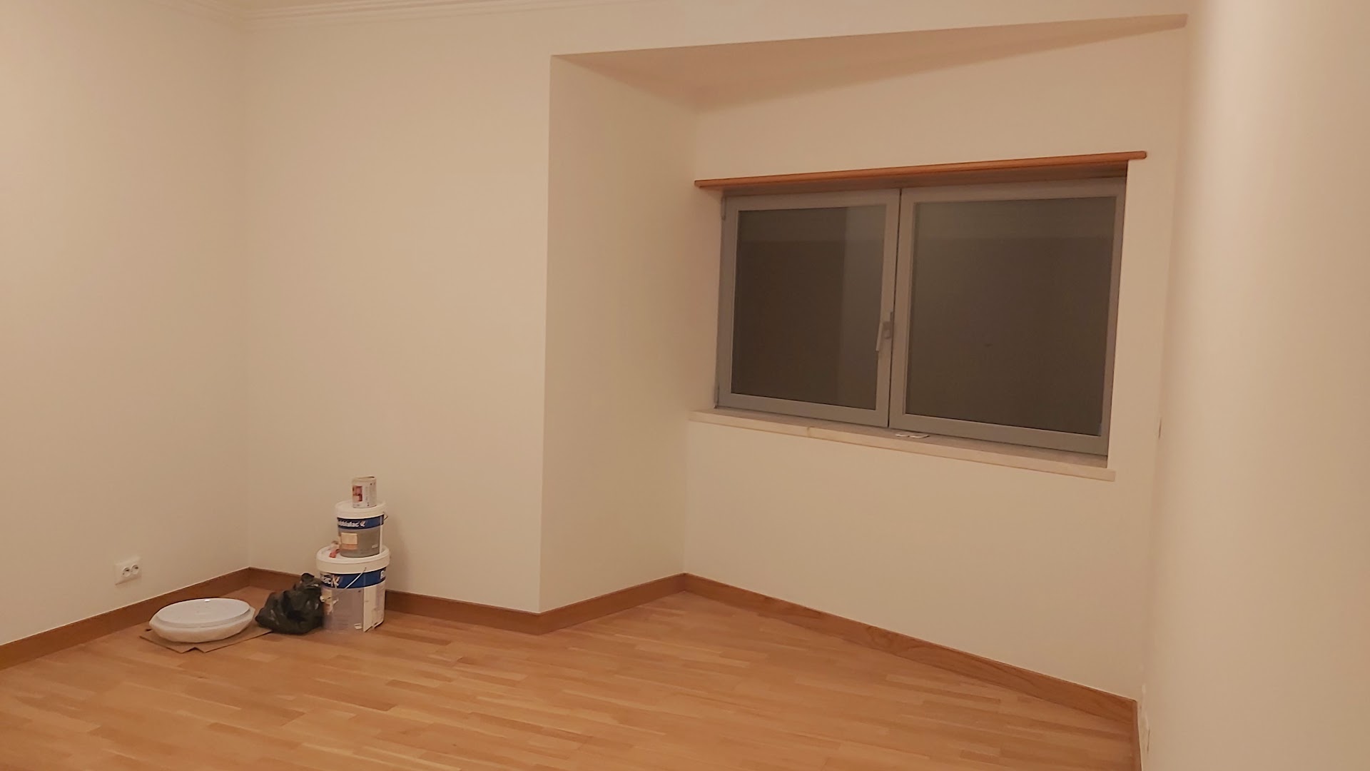 Marvila lisbon Painter &Tiles Services — Fotos 7
